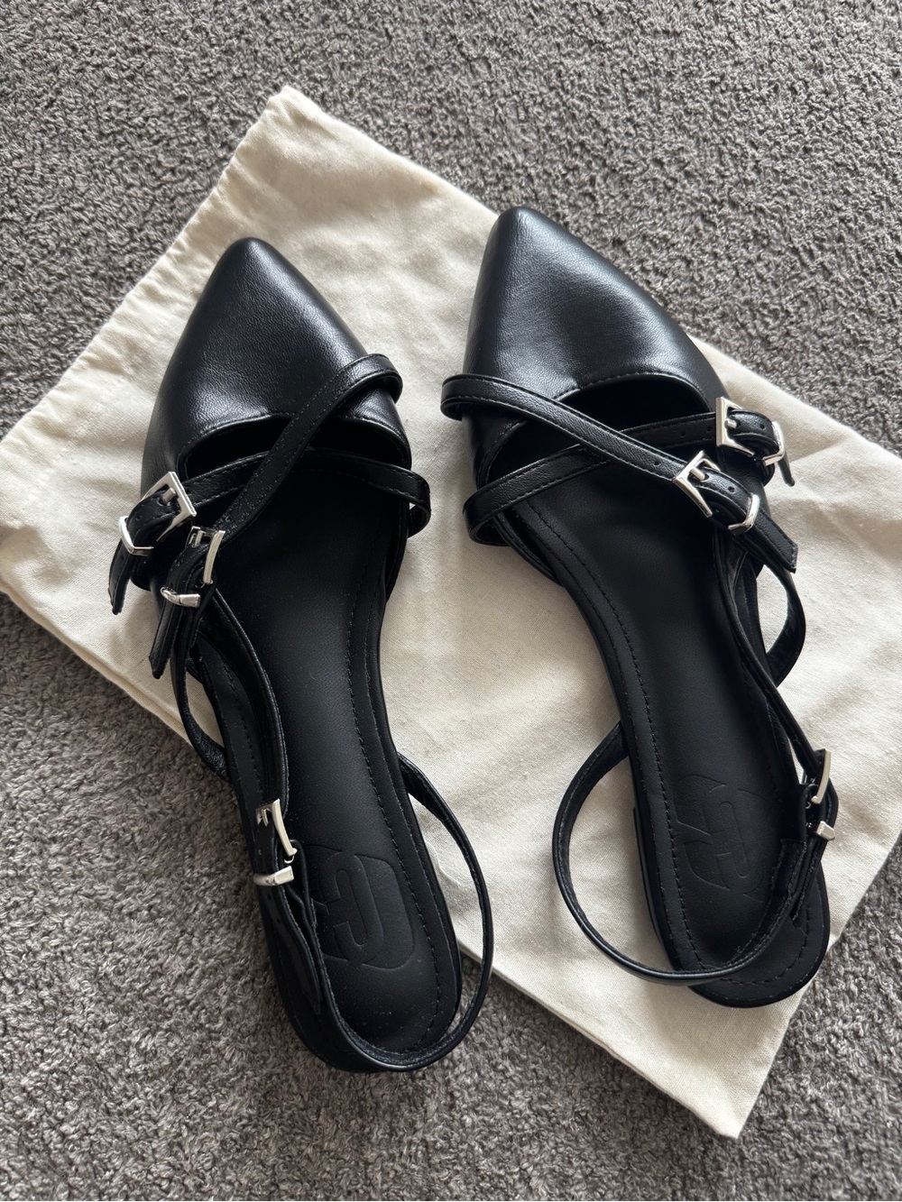 Women's Black Pointed Toe Strappy Flats
